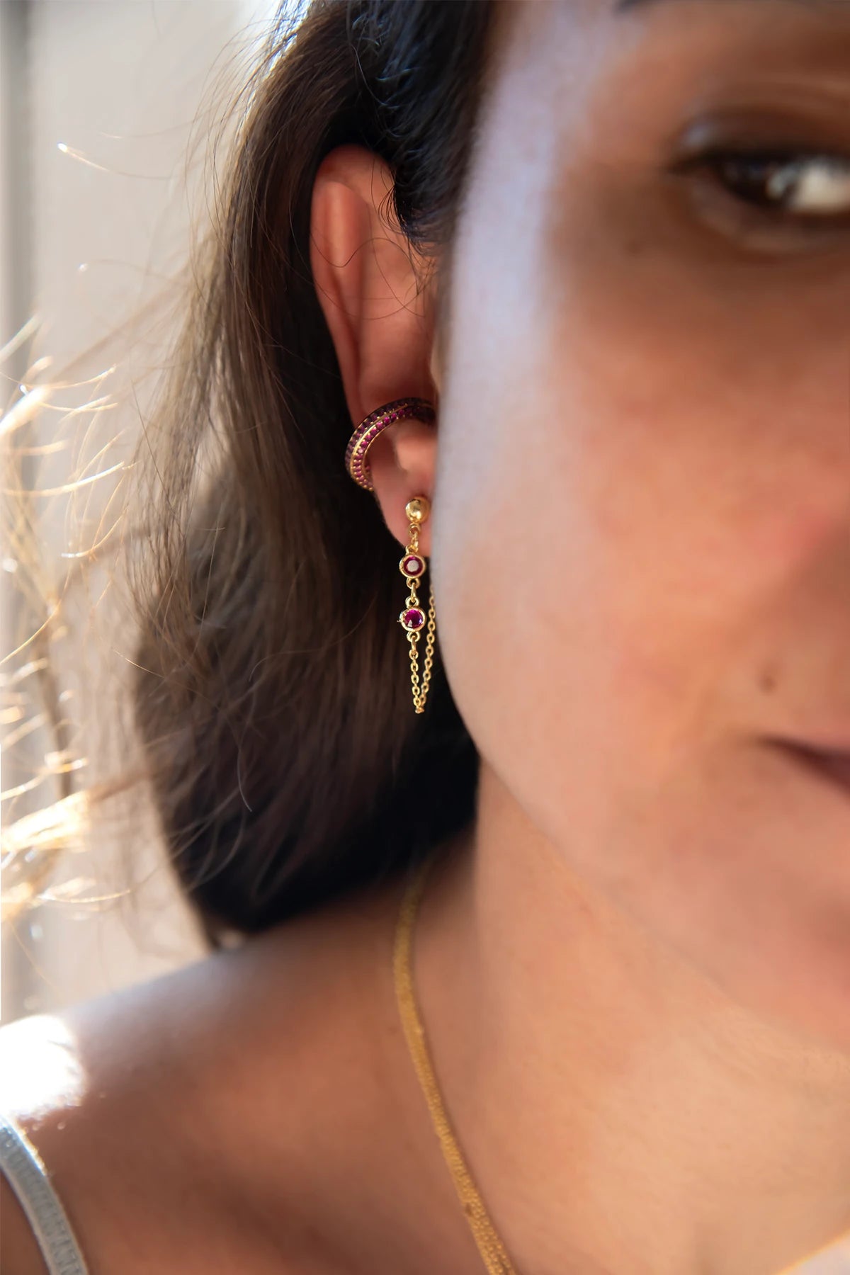 STONY RUBY - Zirkon Earcuff