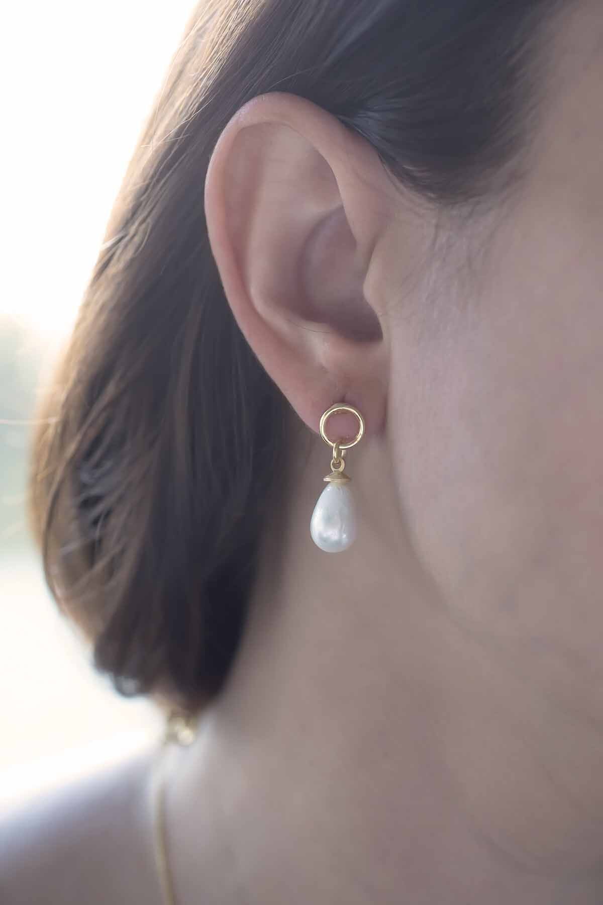 WHITE DROP - Sallantılı Küpe