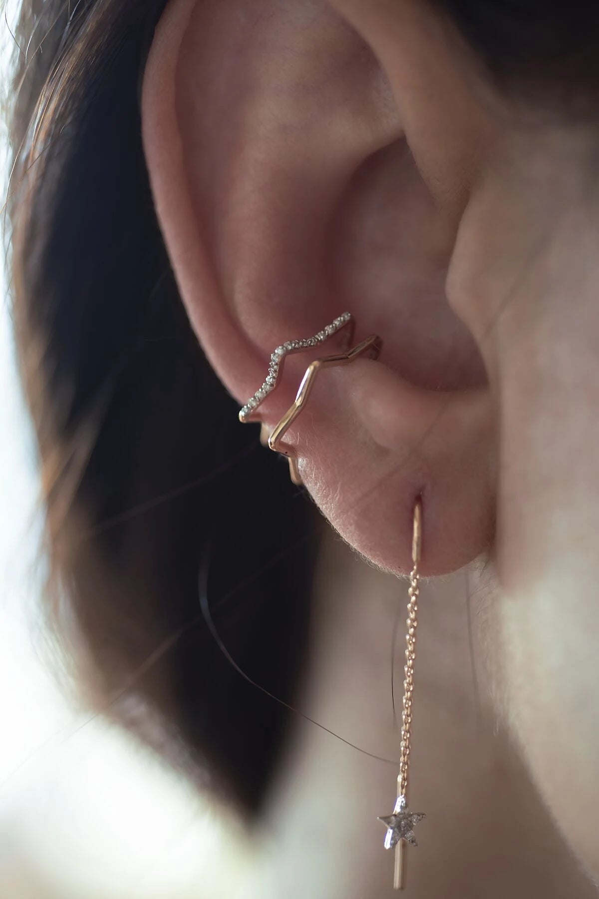 HUG THE STAR - Pırlanta Yıldız Earcuff