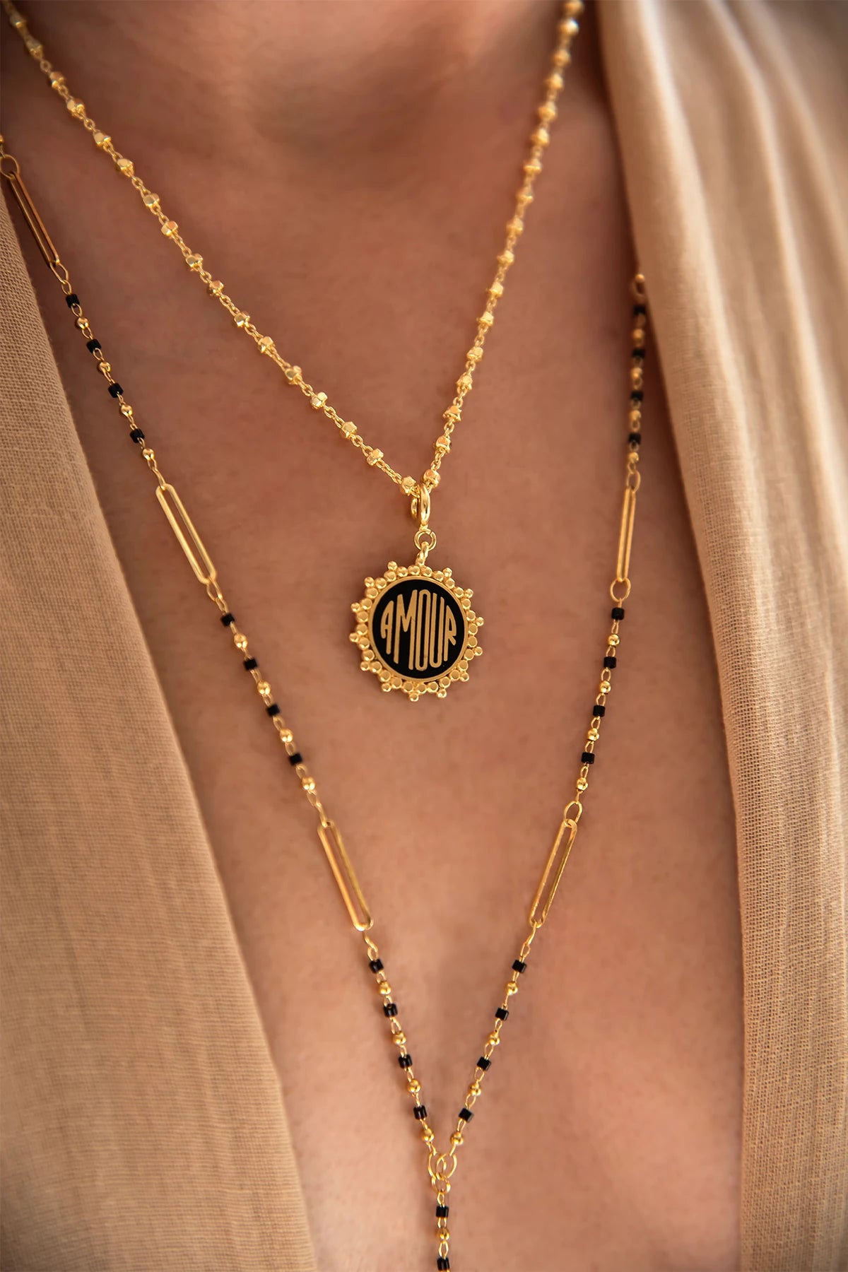 AMOUR - Black - Madalyon Charm