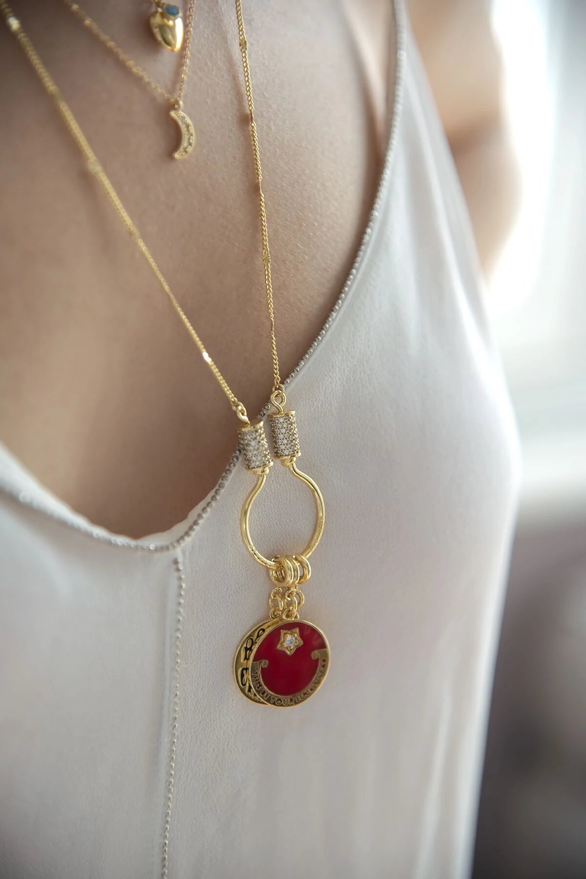 LUCKY STAR - Red - Madalyon Charm